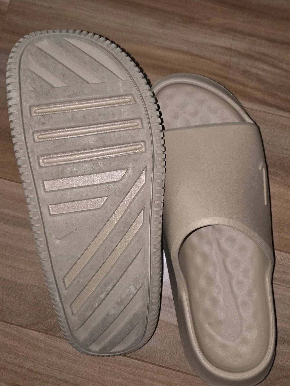 Nike Calm 2.0 slides 7Y